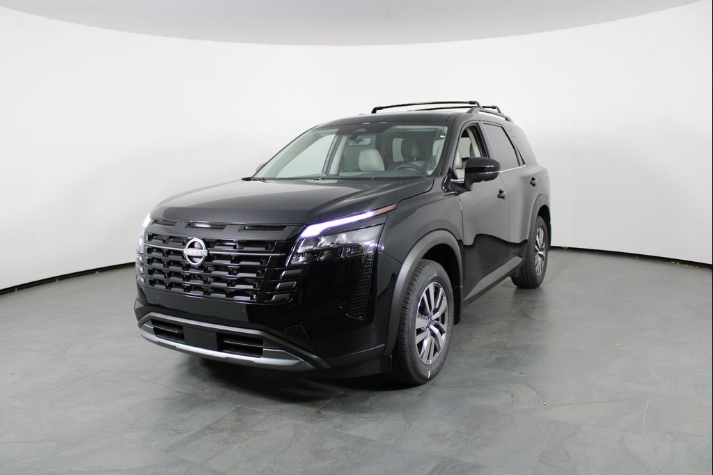 New 2026 Nissan Pathfinder SL