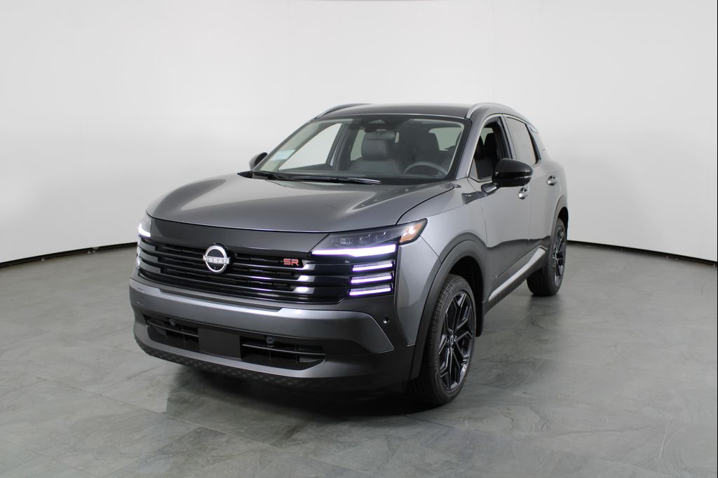 New 2026 Nissan Kicks SR