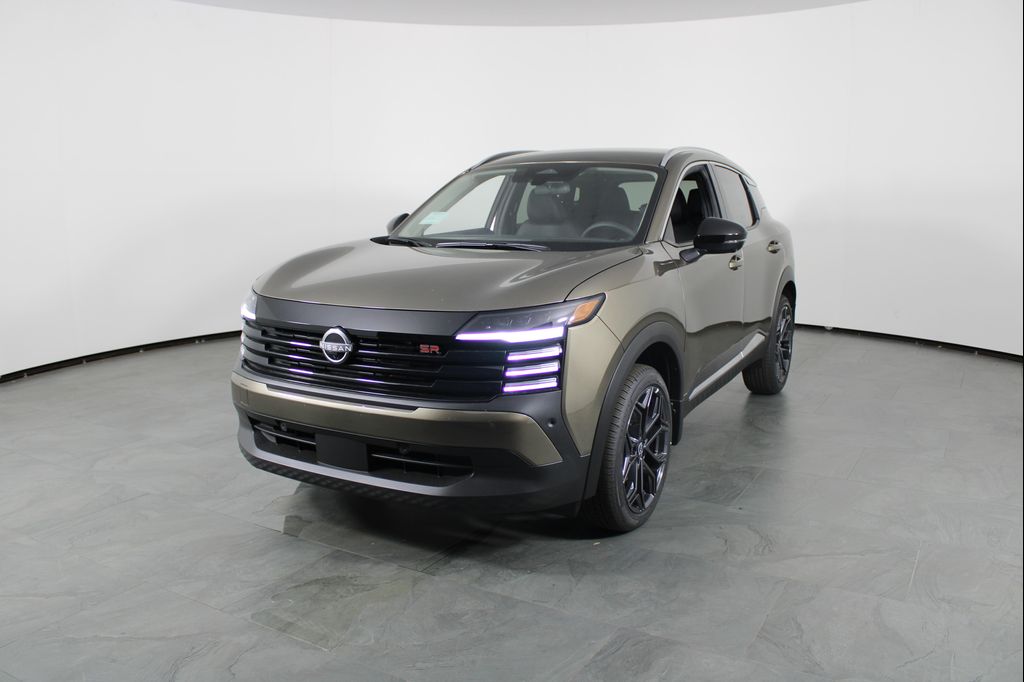 New 2026 Nissan Kicks SR