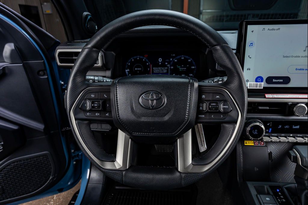 صورة مصغرة 17 لـ 2026 Toyota 4RUNNER LIMITED