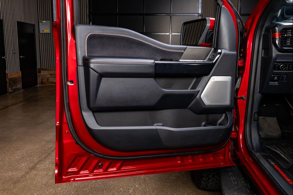 2025 FORD F-150 RAPTOR 缩略图 37