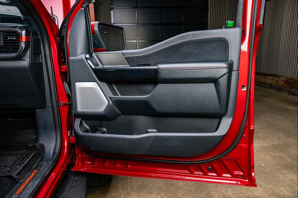 2025 FORD F-150 RAPTOR 缩略图 38