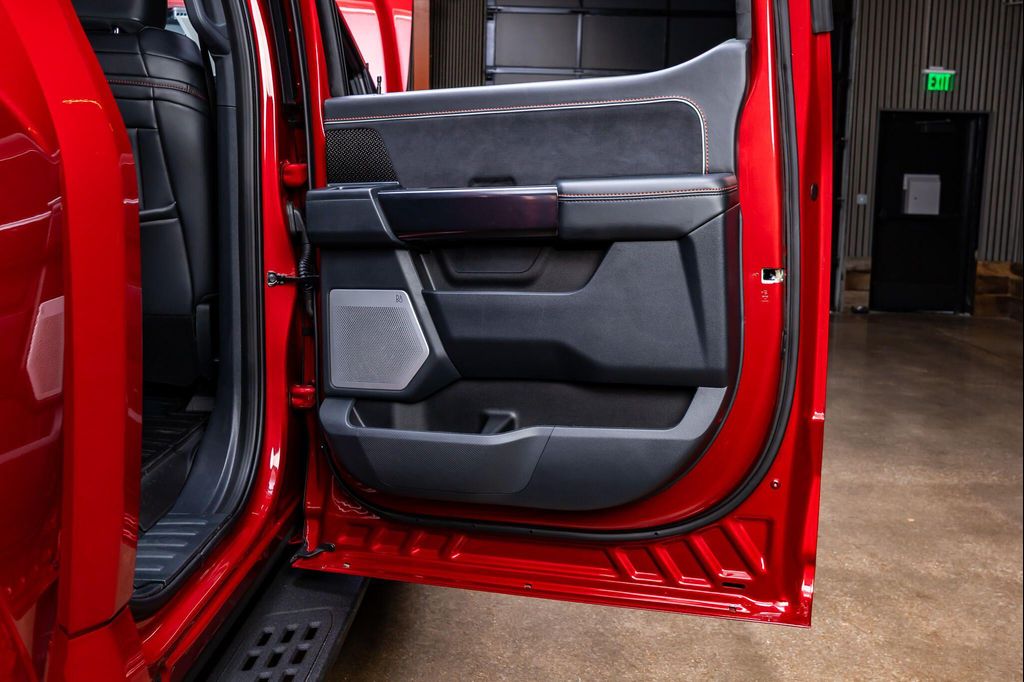 2025 FORD F-150 RAPTOR 缩略图 40