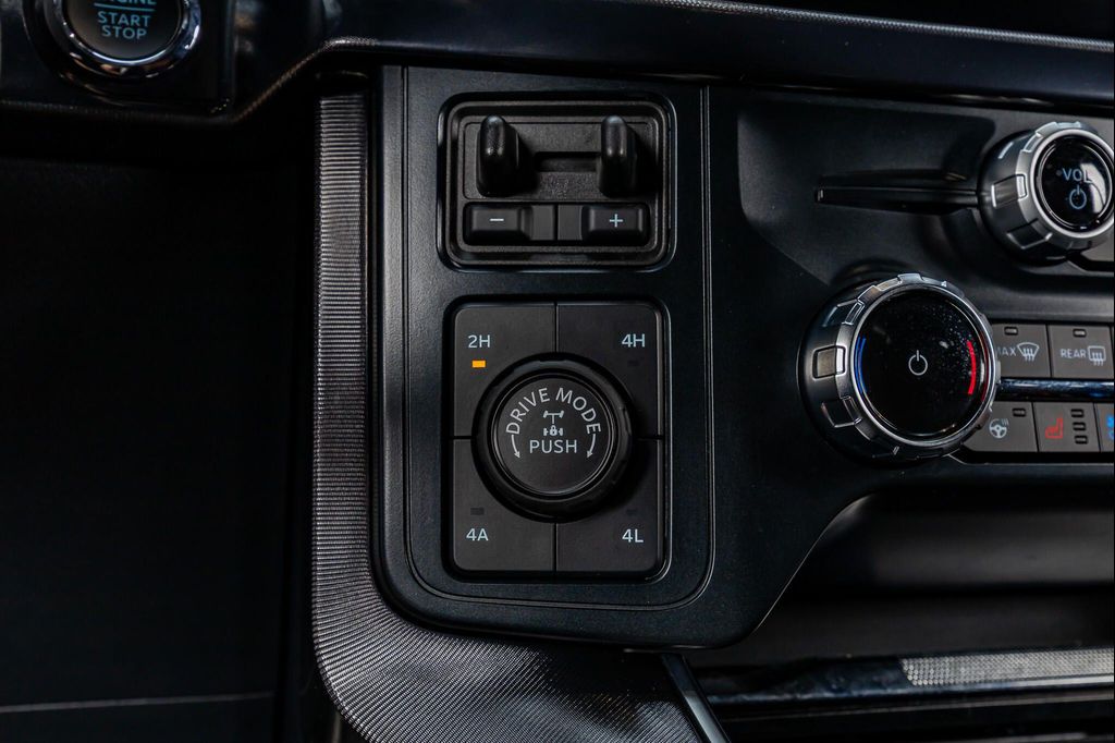 2025 FORD F-150 RAPTOR 缩略图 24