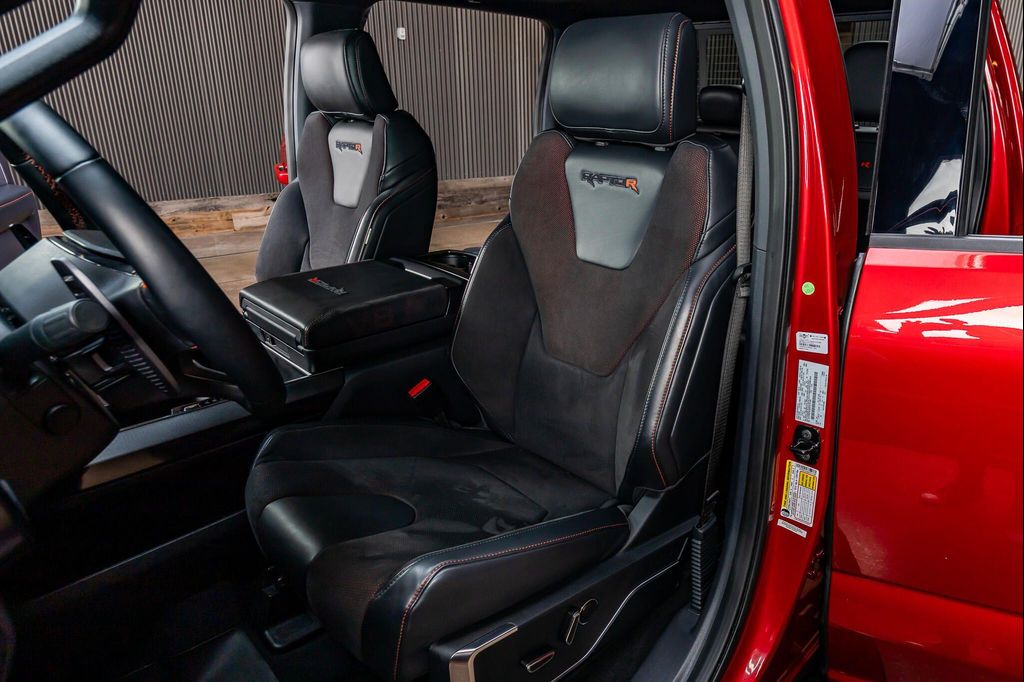 2025 FORD F-150 RAPTOR 缩略图 31