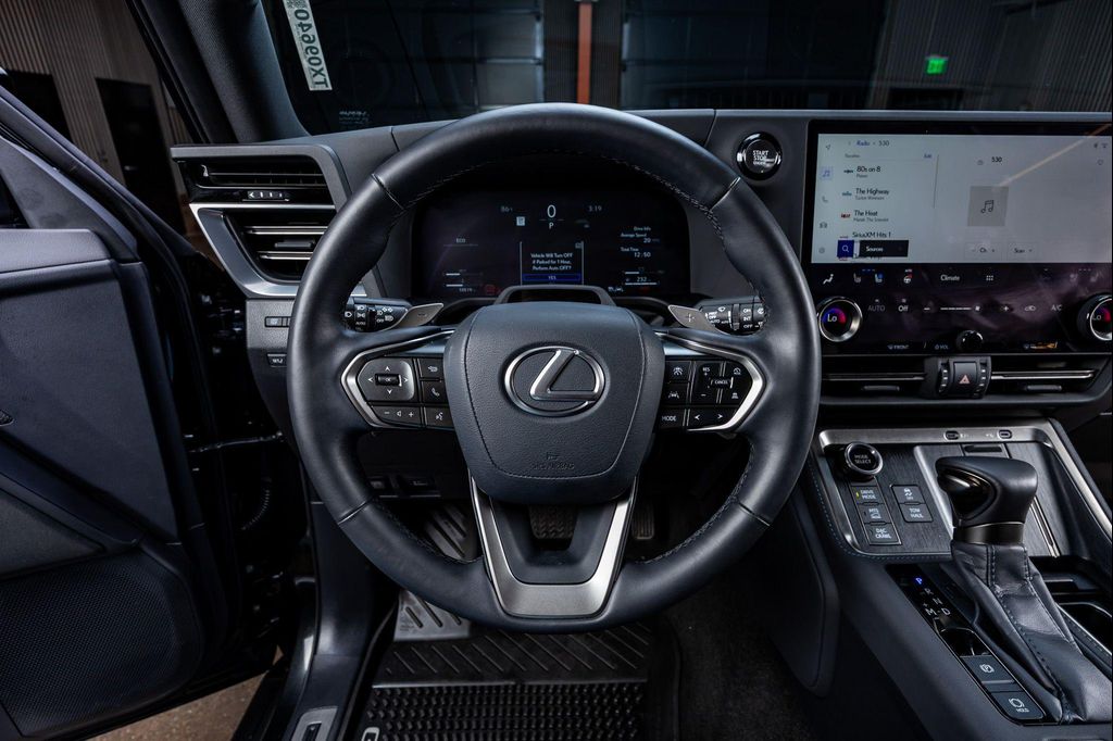 2024 Lexus GX 550 OVERTRAIL+ — миниатюра 18