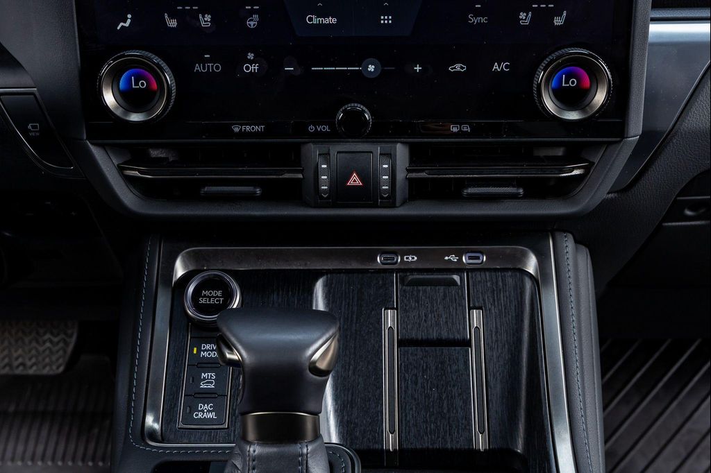 2024 Lexus GX 550 OVERTRAIL+ — миниатюра 26