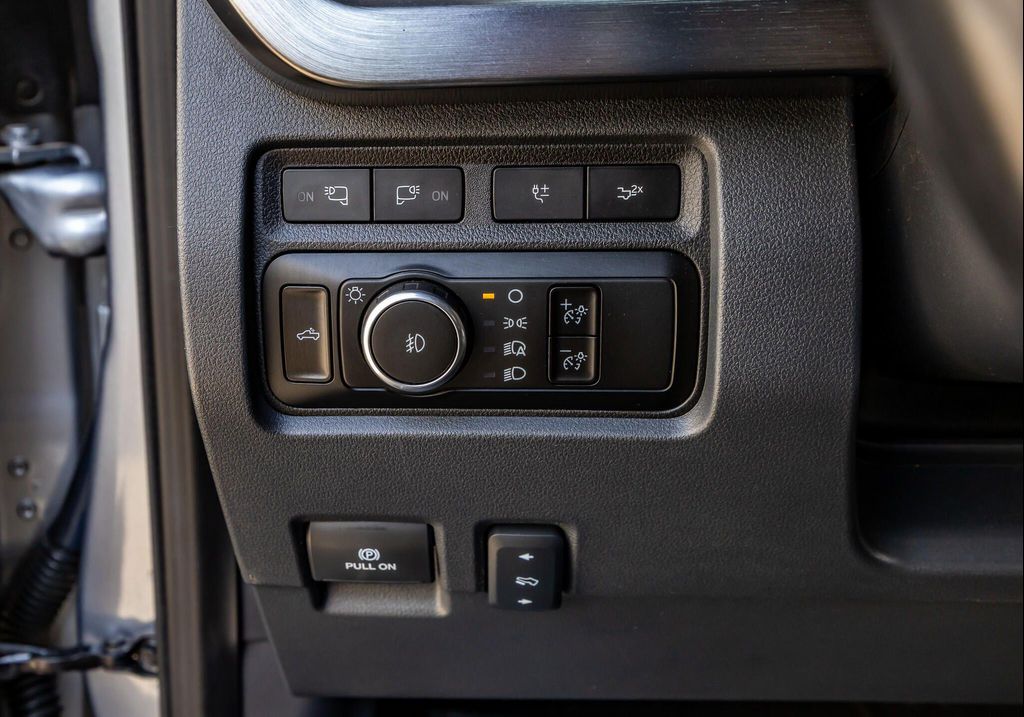 2023 FORD F-250 LARIAT 缩略图 21