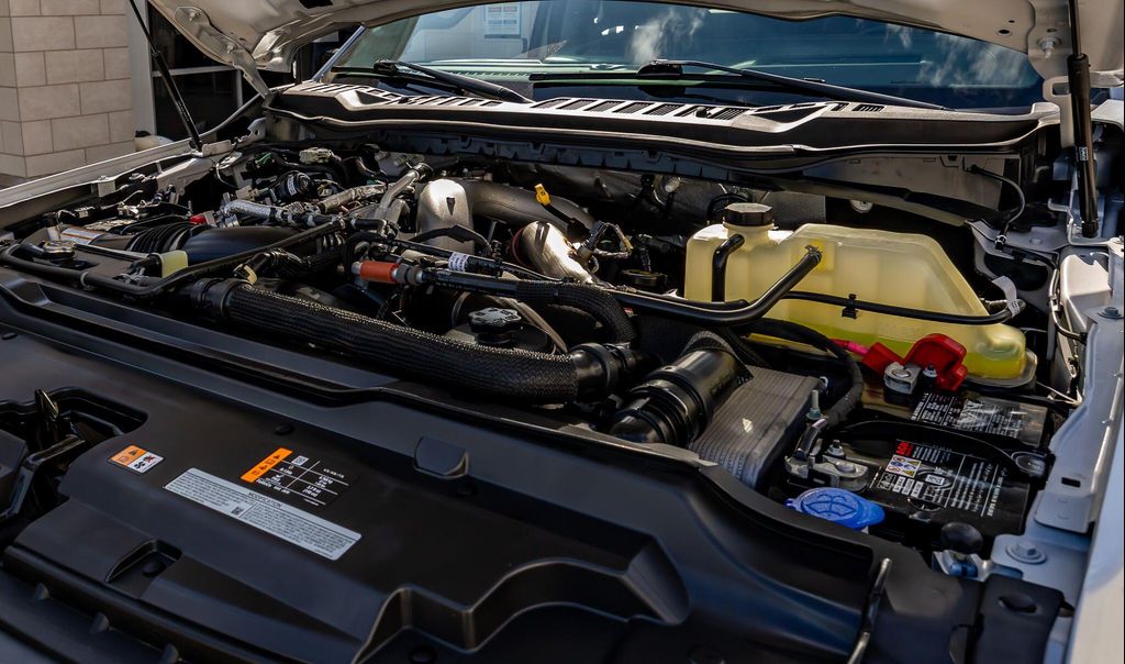 2023 FORD F-250 LARIAT 缩略图 41