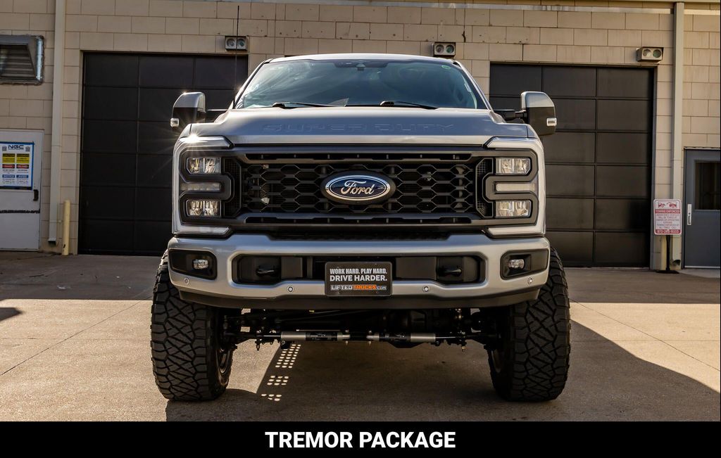 2023 FORD F-250 LARIAT 缩略图 3