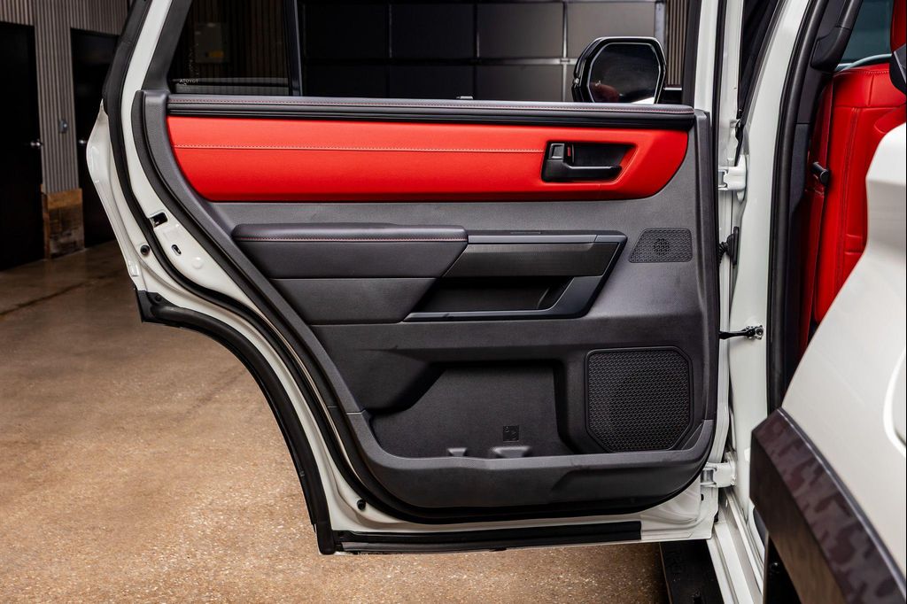 صورة مصغرة 39 لـ 2026 Toyota SEQUOIA TRD PRO
