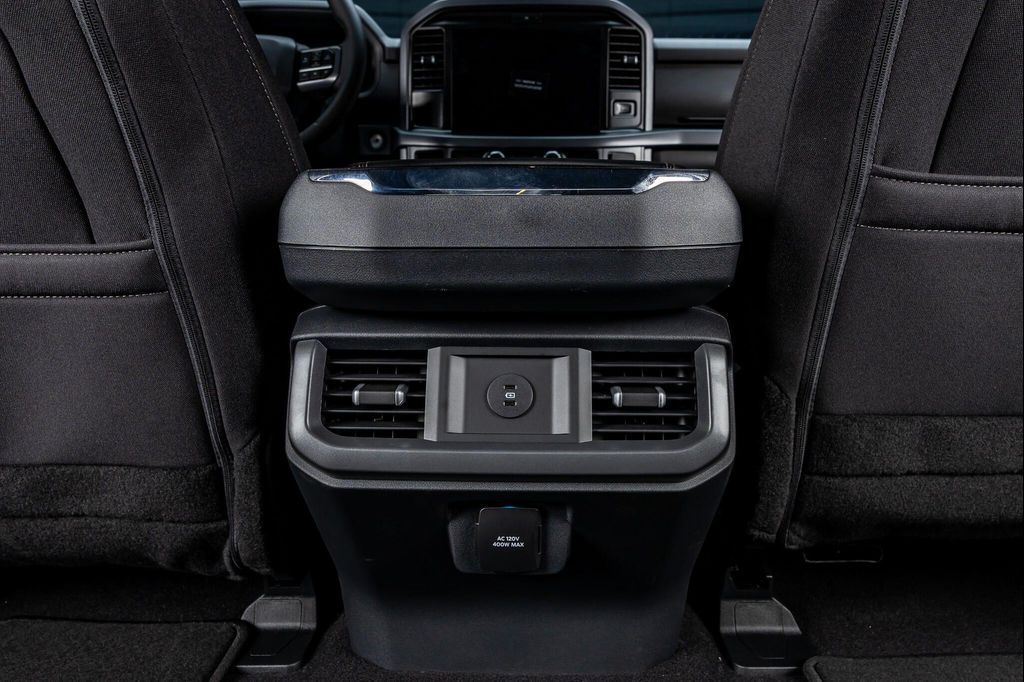 صورة مصغرة 32 لـ 2026 FORD F-150 XLT