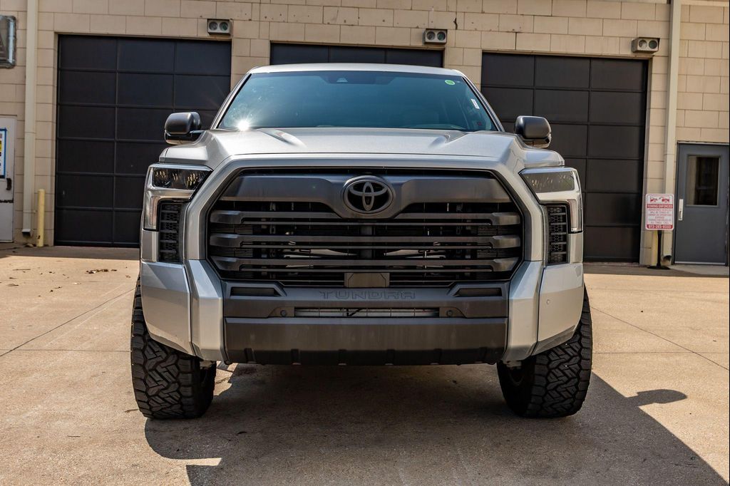 2026 Toyota TUNDRA SR5 照片 3