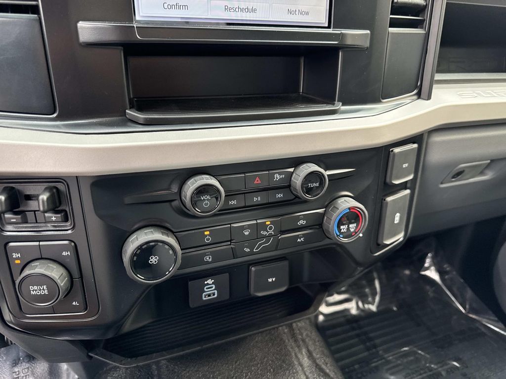 2025 FORD F-250 XL 缩略图 23