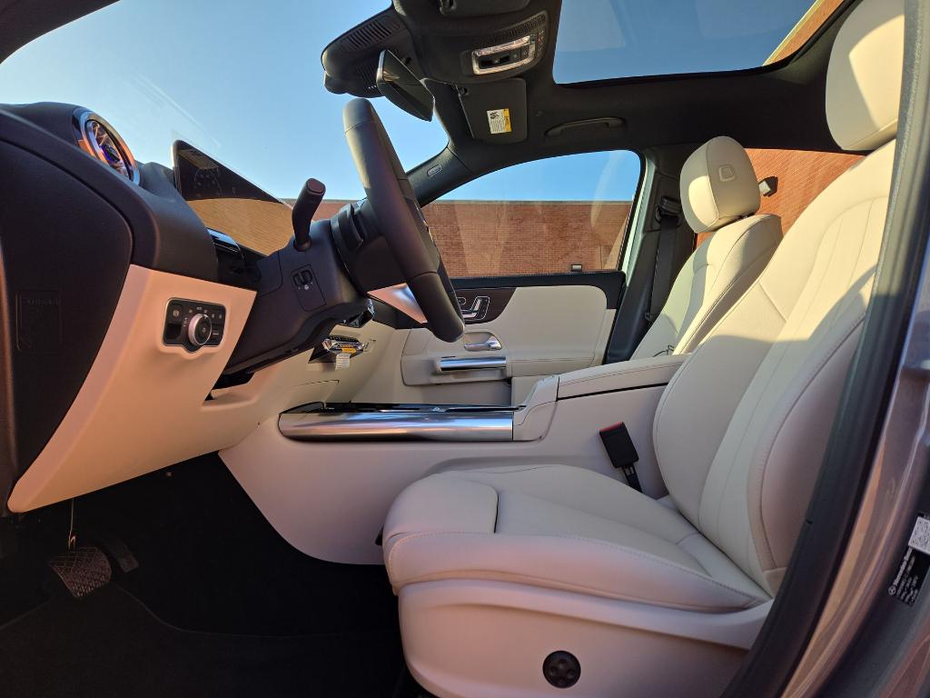 2026 Mercedes-BENZ GLA 缩略图 16