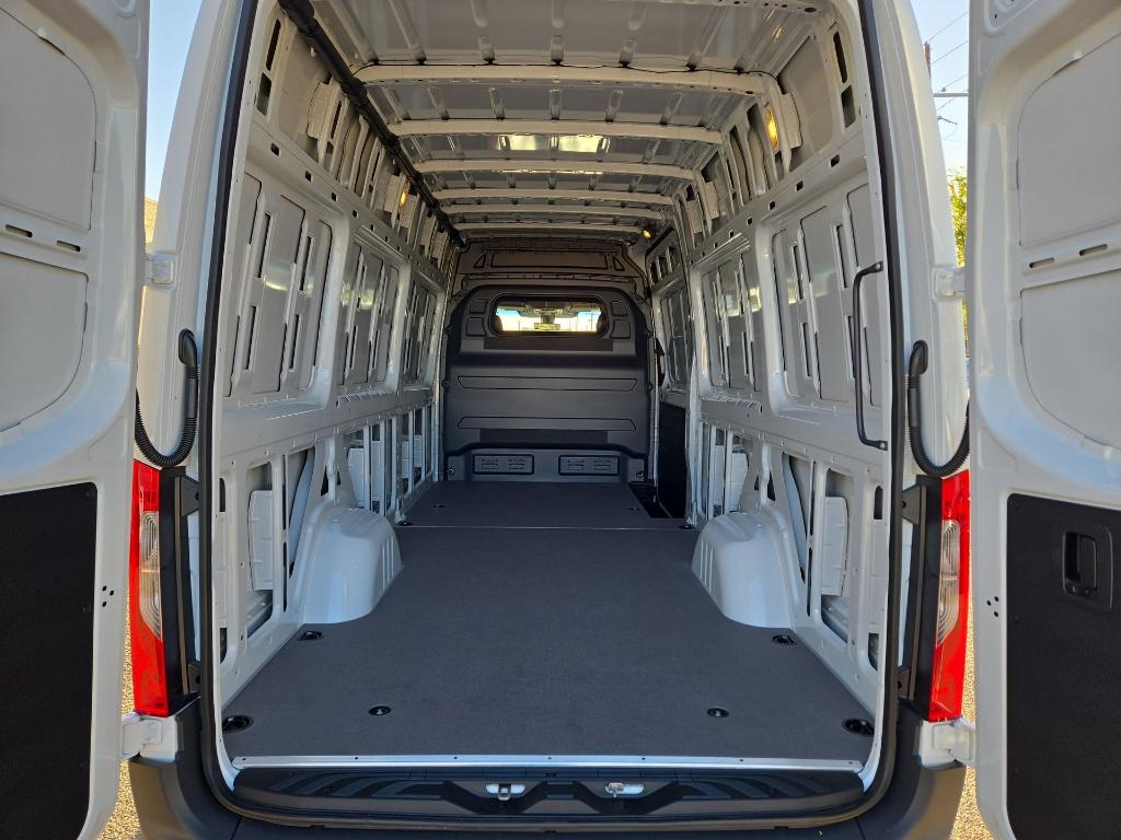 2026 Mercedes-BENZ OTHERS — миниатюра 12