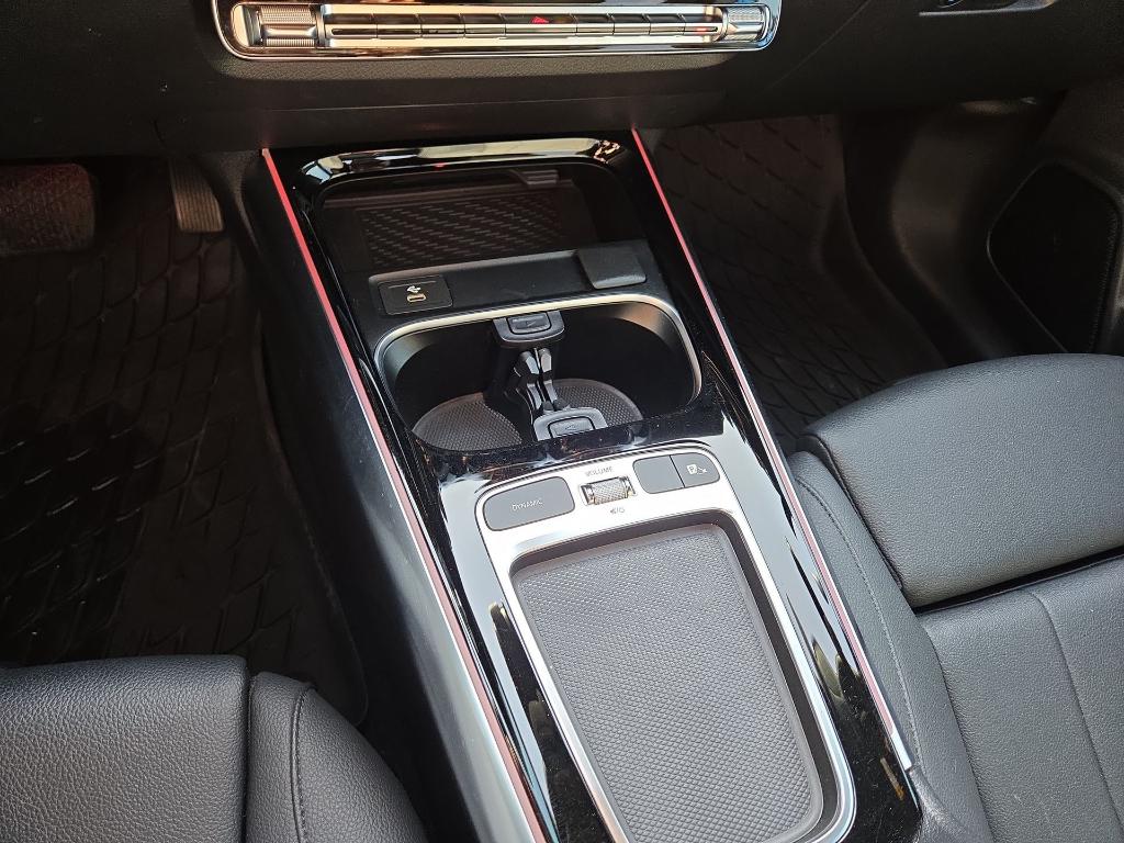 2024 Mercedes-BENZ GLA — миниатюра 22
