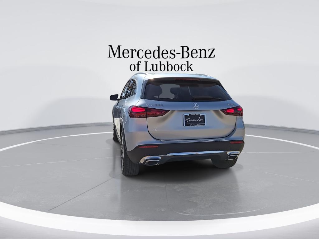صورة 7 لـ 2025 Mercedes-BENZ GLA