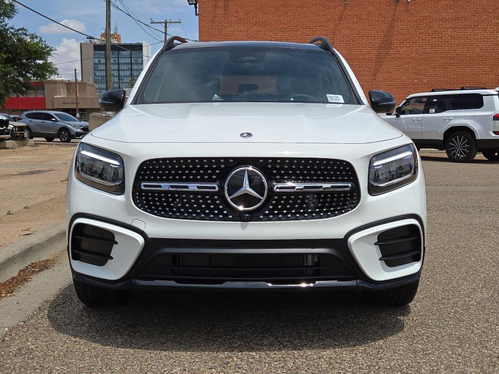 صورة 10 لـ 2025 Mercedes-BENZ GLB