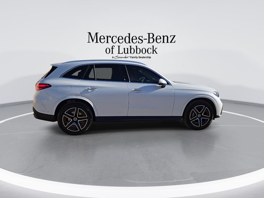 صورة 9 لـ 2026 Mercedes-BENZ GLC