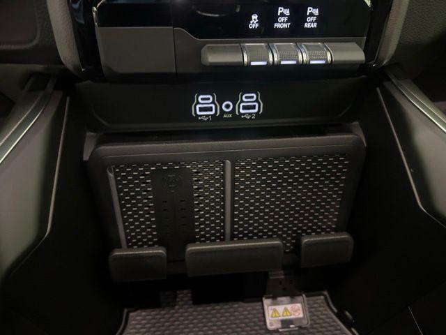 2026 RAM 1500 BIG HORN/LONE STAR thumbnail 29