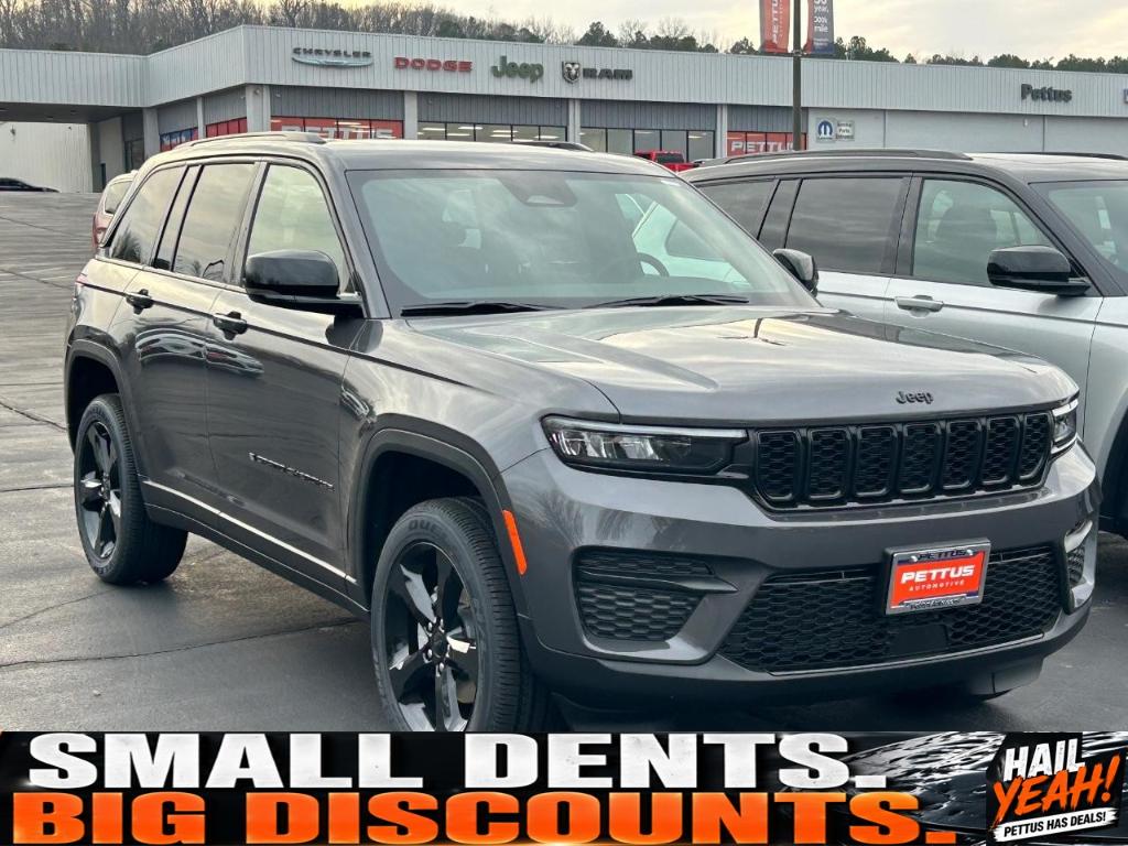 New 2025 Jeep Grand Cherokee Laredo
