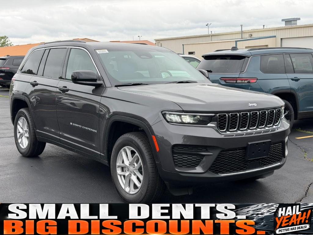 New 2026 Jeep Grand Cherokee Laredo 4x4