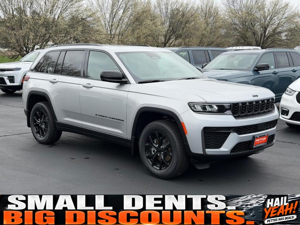 New 2026 Jeep Grand Cherokee Laredo