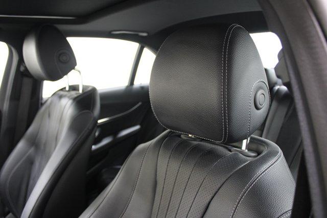 MERCEDES-BENZ E-CLASS - 4