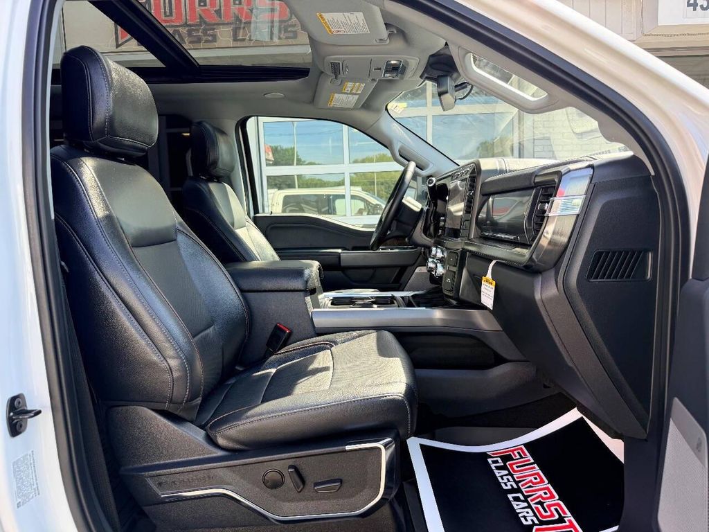 صورة مصغرة 42 لـ 2024 FORD F-350 LARIAT