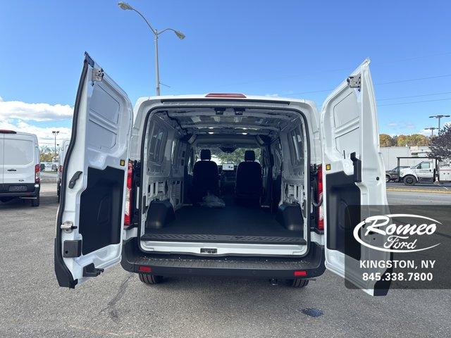 صورة مصغرة 30 لـ 2026 FORD TRANSIT-150