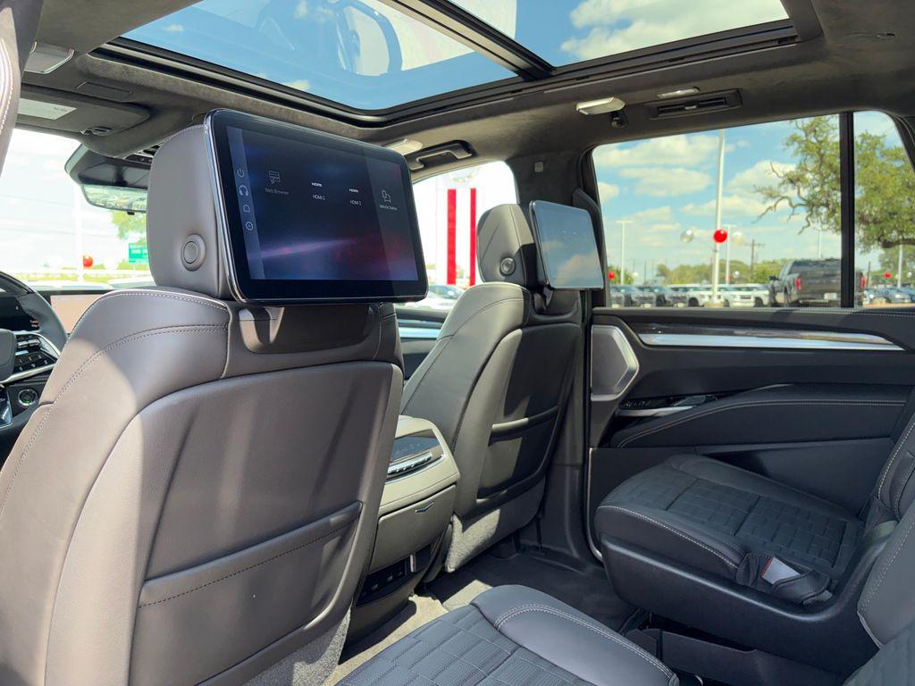 2026 Cadillac ESCALADE V-SERIES — миниатюра 26
