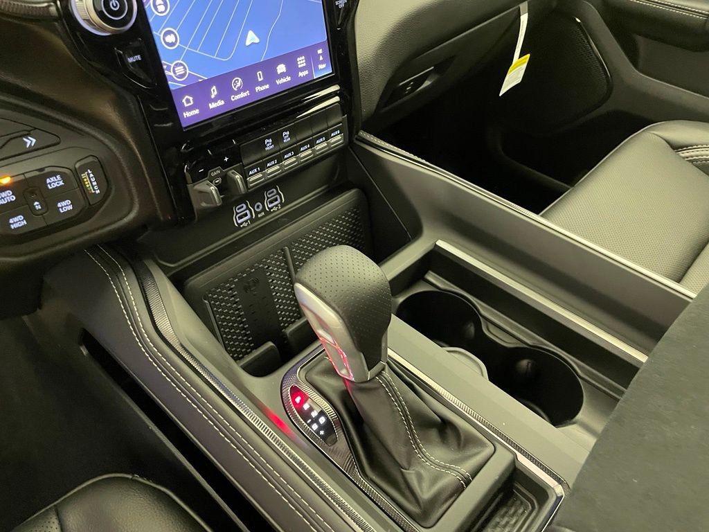 صورة مصغرة 17 لـ 2026 RAM 1500 RHO CREW CAB 4X4 5'7' BOX