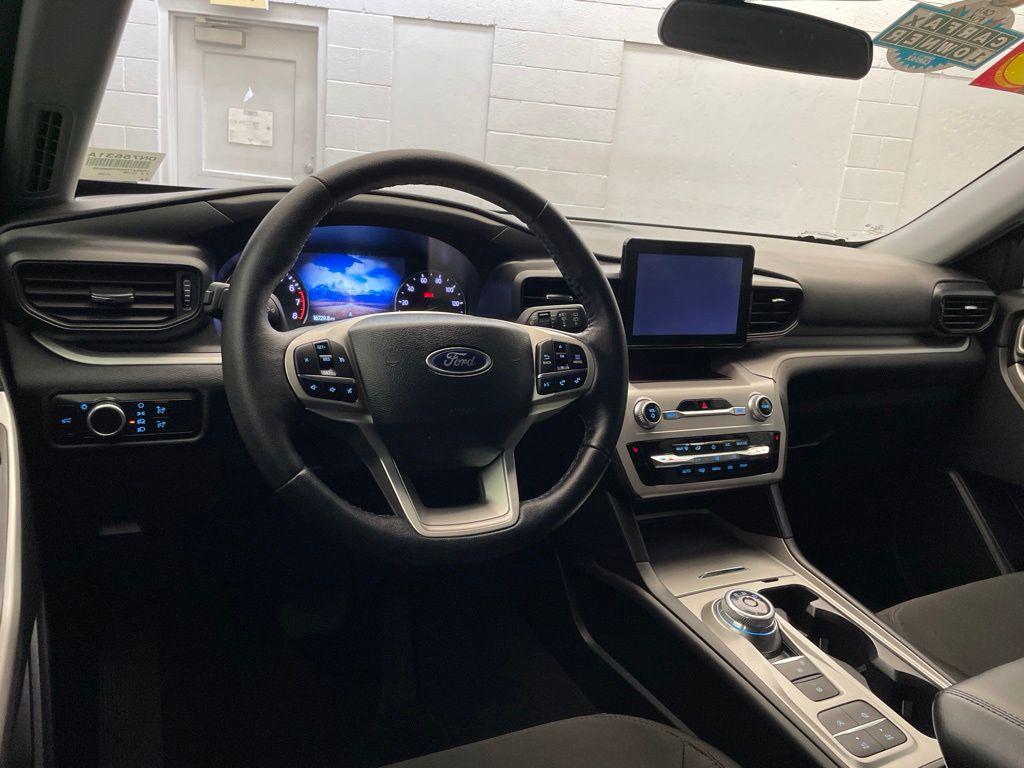 2023 FORD EXPLORER XLT — миниатюра 11