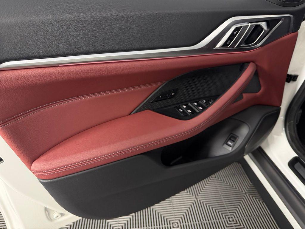صورة مصغرة 24 لـ 2023 BMW I4 GRAN COUPE EDRIVE40