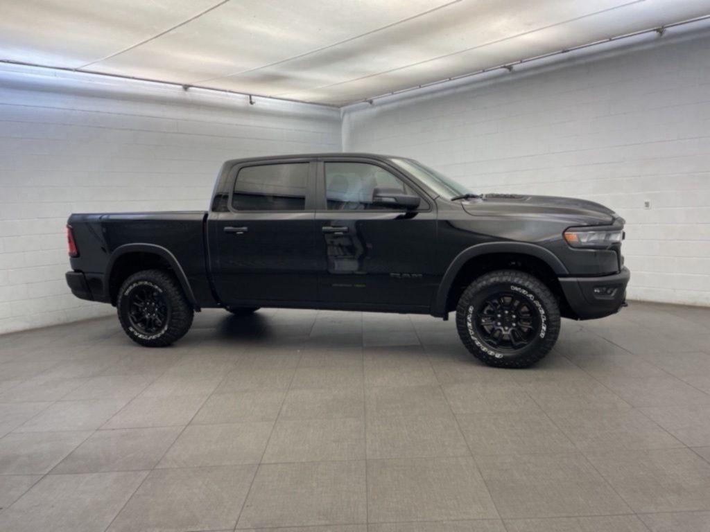 2026 RAM 1500 REBEL — фото 2