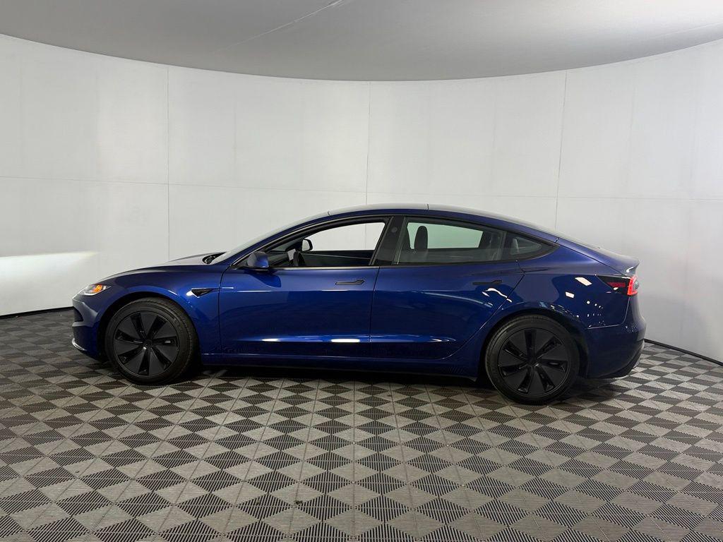 صورة 9 لـ 2025 Tesla MODEL 3 LONG RANGE