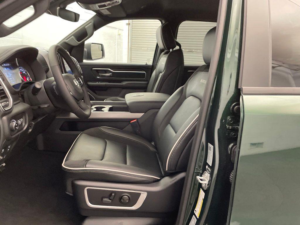 صورة مصغرة 19 لـ 2026 RAM 1500 LARAMIE