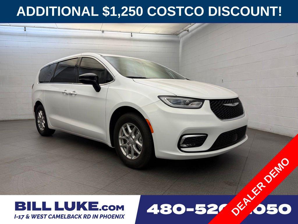 New 2026 Chrysler Pacifica L