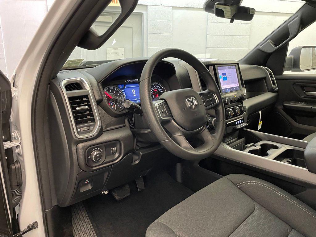 2026 RAM 1500 EXPRESS 缩略图 15