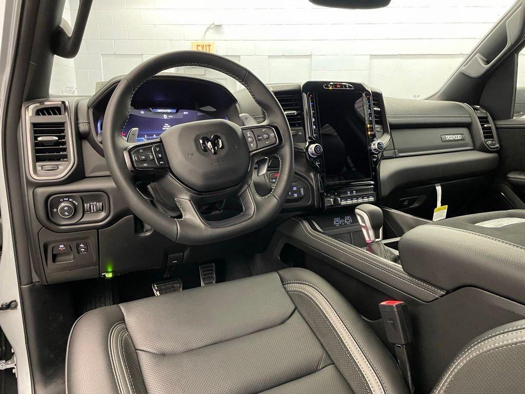 2026 RAM 1500 RHO CREW CAB 4X4 5'7' BOX — миниатюра 13