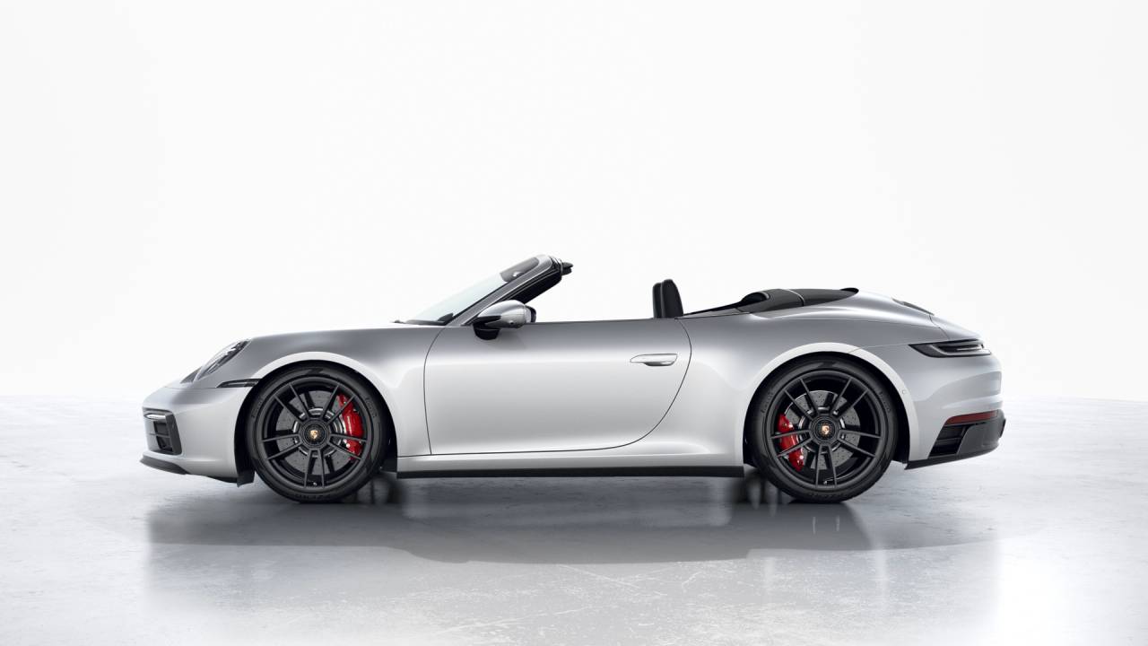 2023 Porsche 911 photo 2