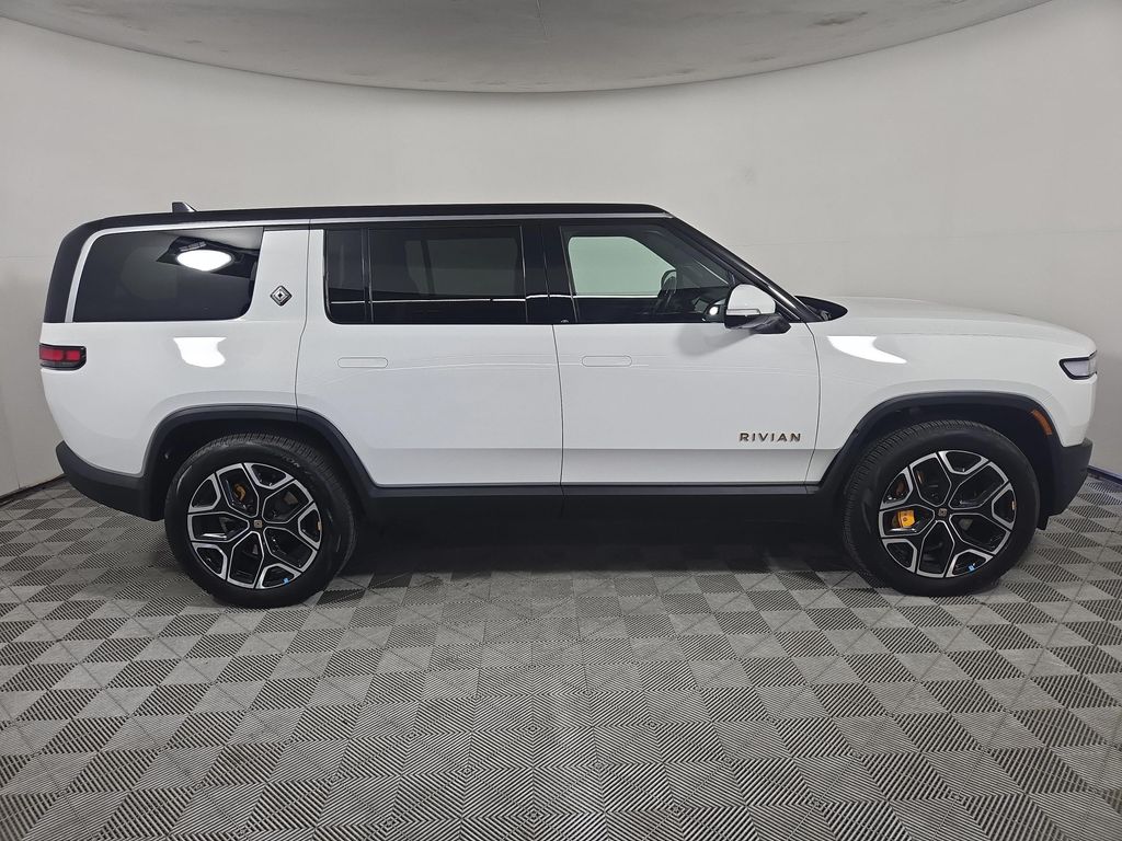2023 Rivian R1S LAUNCH EDITION — фото 6