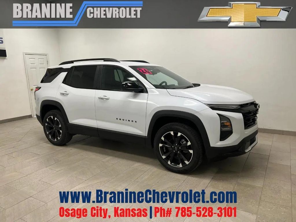 New 2026 Chevrolet Equinox AWD RS