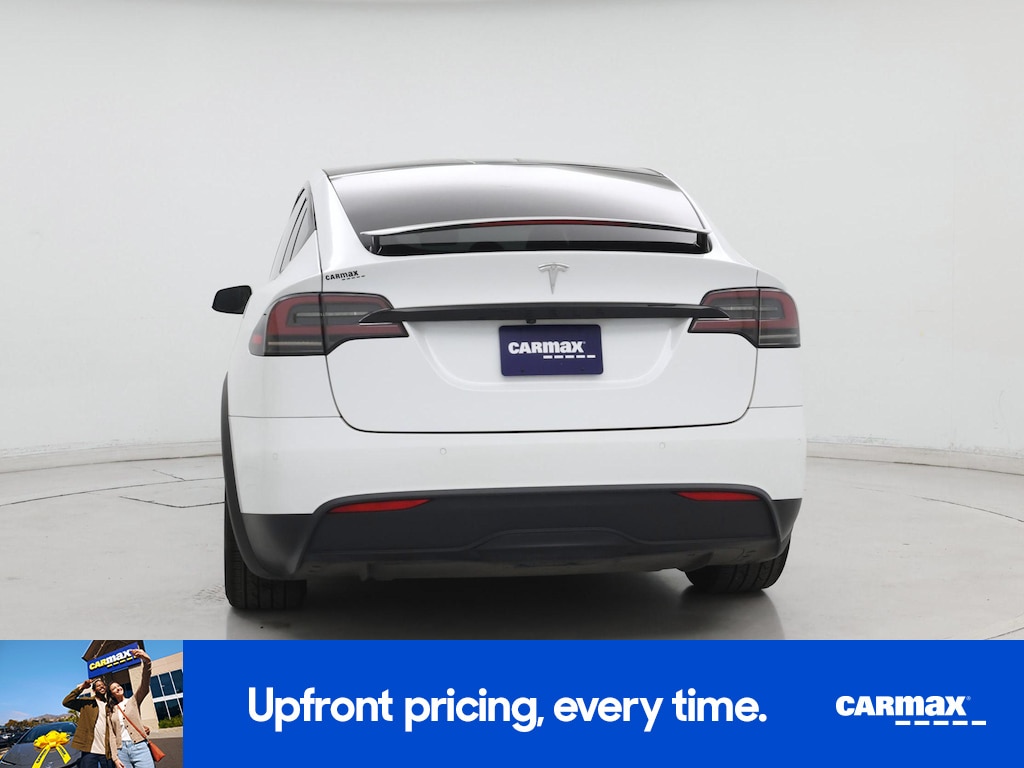 TESLA MODEL X - 7