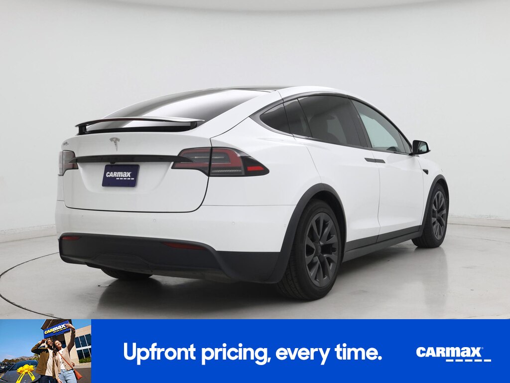 TESLA MODEL X - 10
