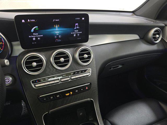 MERCEDES-BENZ GLC - 10