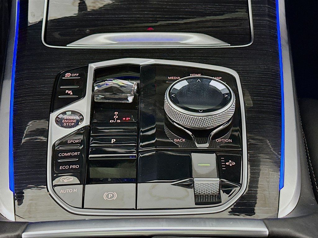 2025 BMW X7 M60I — миниатюра 14
