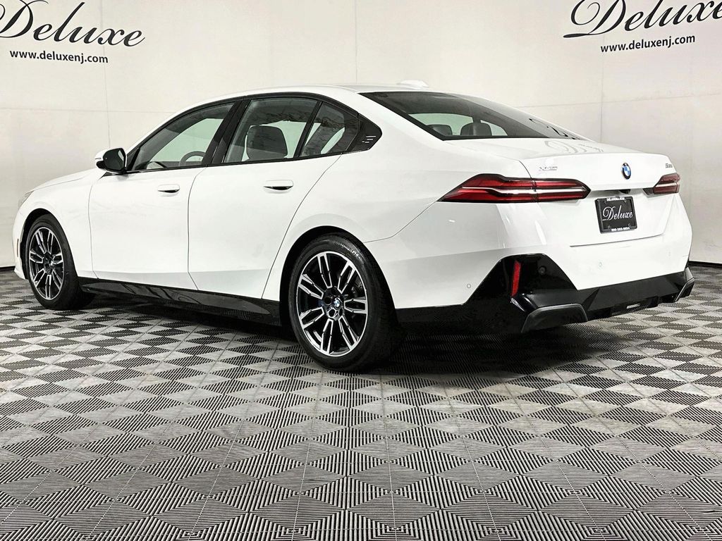 2024 BMW 530 530I XDRIVE 照片 4