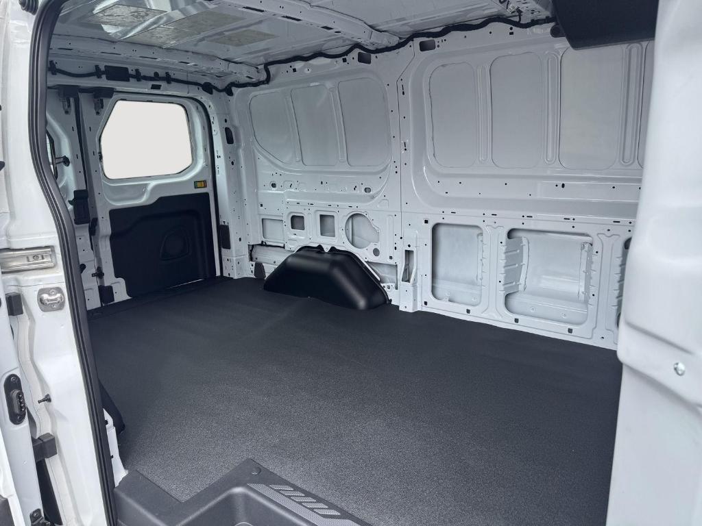 صورة مصغرة 12 لـ 2024 FORD TRANSIT-250